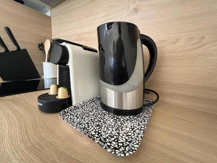 Appartement 4 Personnes Antibes Mer, Piscine, Parking, Tennis, Wifi Экстерьер фото
